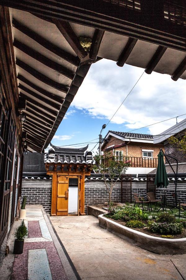 Bonghwangjae Hanok Guesthouse Gongju Екстер'єр фото